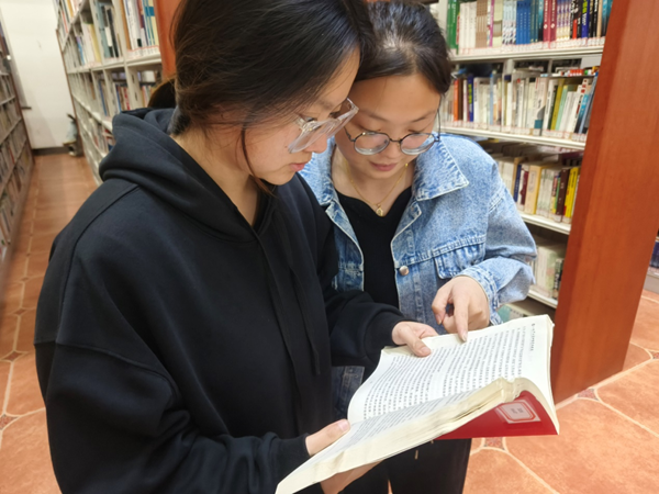 团日活动|Beat365唯一官方网站|管理学院|追寻红色记忆，传承革命精神