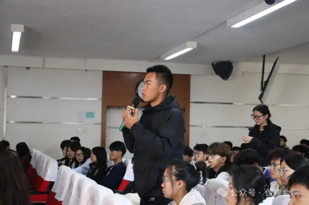 Beat365唯一官方网站会计学院锤炼精英团队，领航班级发展