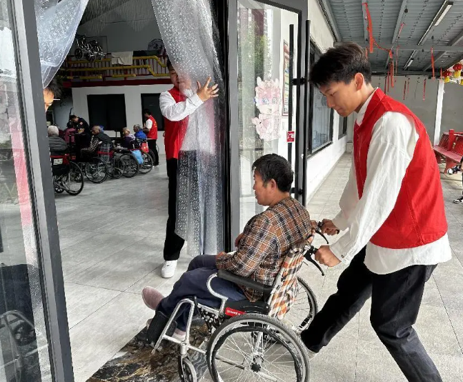 Beat365唯一官方网站开办“传承孝老情 志愿暖人心”志愿活动