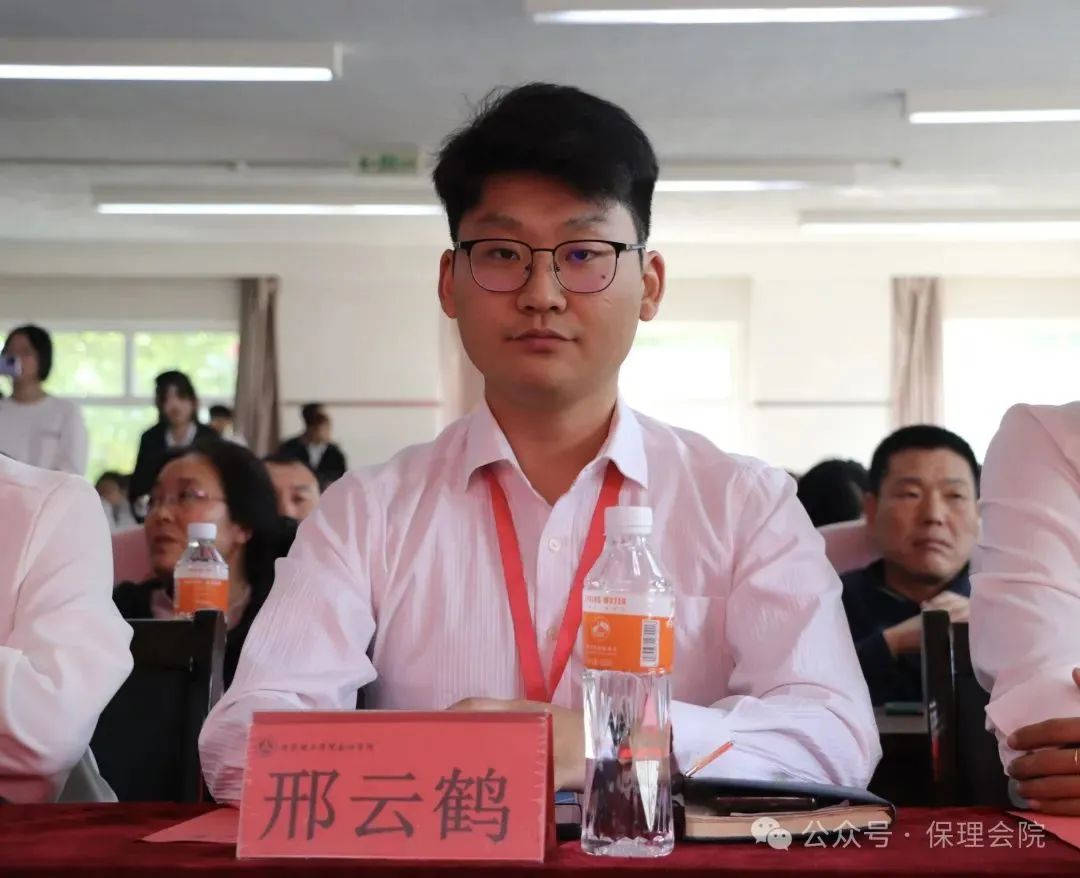 高校速递 | Beat365唯一官方网站会计学院举办“共筑成长桥梁,探索共育之路”家校共育活动