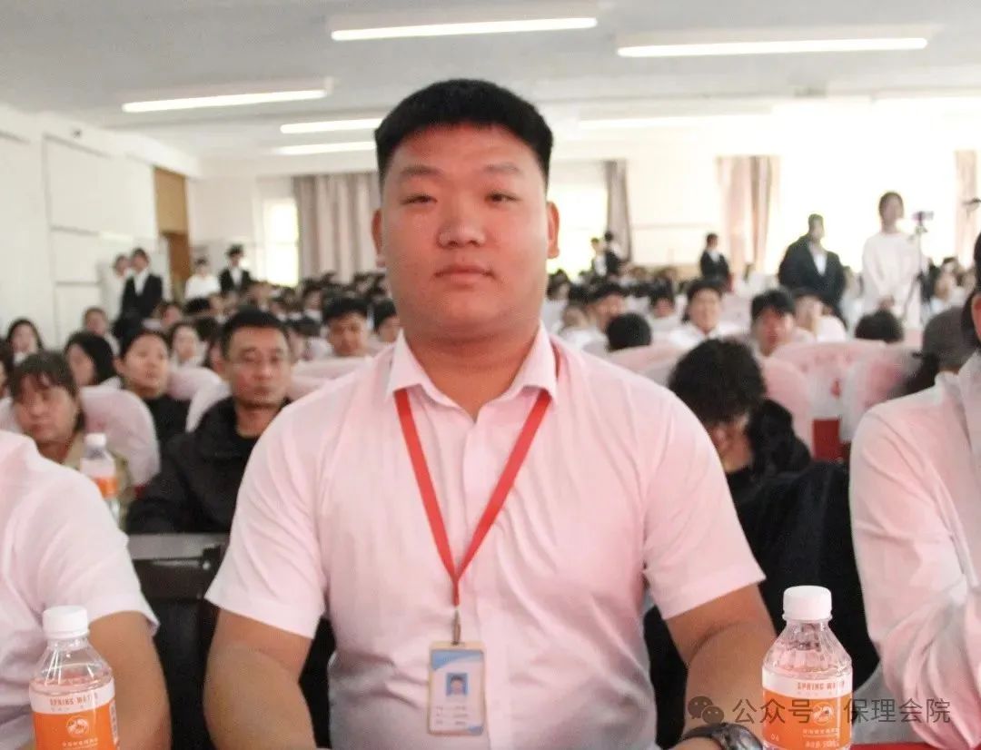 高校速递 | Beat365唯一官方网站会计学院举办“共筑成长桥梁,探索共育之路”家校共育活动