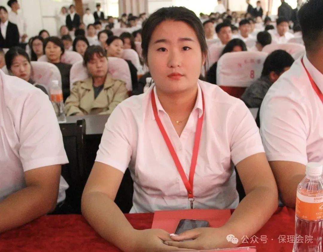 高校速递 | Beat365唯一官方网站会计学院举办“共筑成长桥梁,探索共育之路”家校共育活动