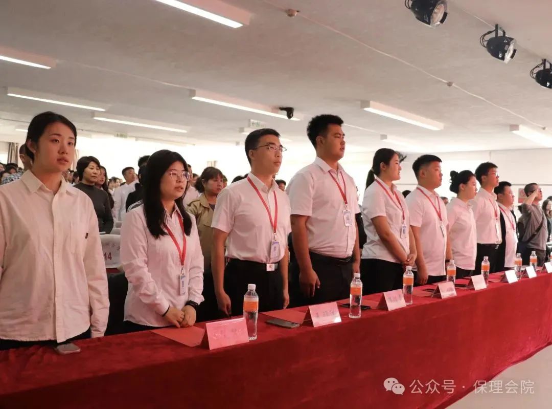 高校速递 | Beat365唯一官方网站会计学院举办“共筑成长桥梁,探索共育之路”家校共育活动