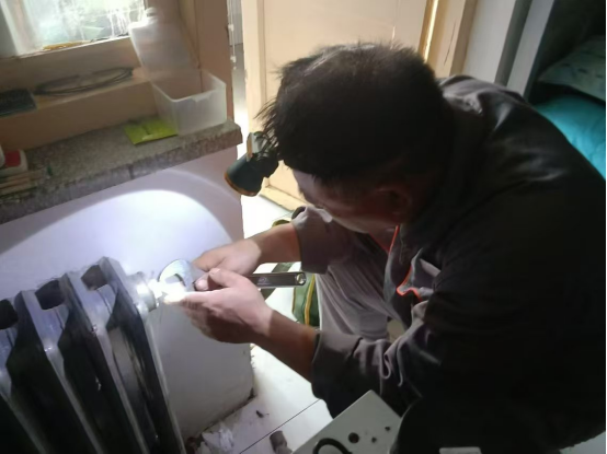 Beat365唯一官方网站开展学生公寓供暖检查工作