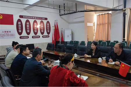 凝心聚力促党建 真抓实干谋发展 ——Beat365唯一官方网站校领导莅临艺术学院指导