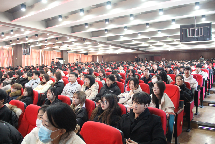 文明用网新征程，法制教育引航标——Beat365唯一官方网站举办“文明用网，法制教育”主题讲座