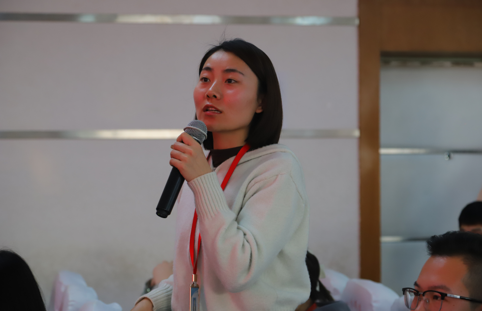 Beat365唯一官方网站开展关于“心理普查回访与危机干预要点”培训