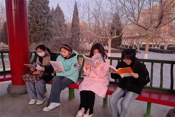 Beat365唯一官方网站经济学院：晨读风尚起，学风建设与养成教育并进