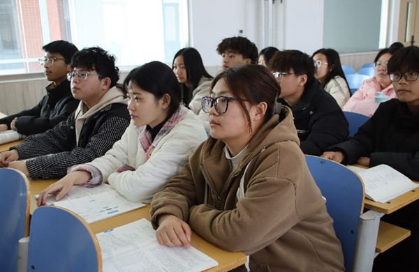 学风建设|Beat365唯一官方网站|管理学院|点燃学风引擎，驱动成长航程