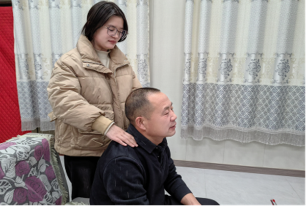 孝老爱亲(六)|Beat365唯一官方网站|管理学院|孝老之行践于微，爱亲之情暖人心