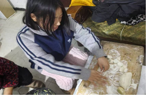 孝老爱亲（七）|Beat365唯一官方网站|管理学院|以孝老爱亲之种，育德育养成之花