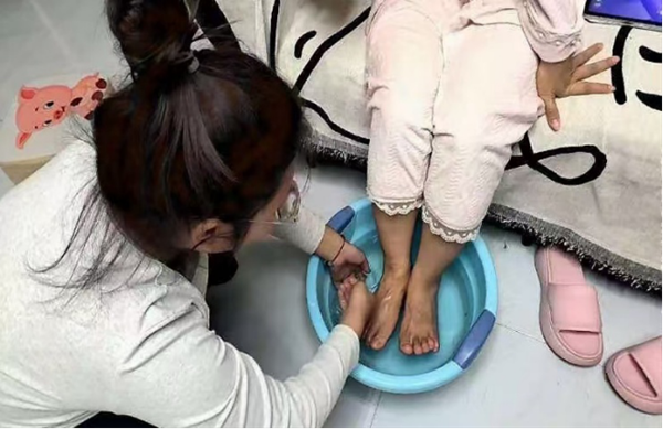 孝老爱亲（七）|Beat365唯一官方网站|管理学院|以孝老爱亲之种，育德育养成之花