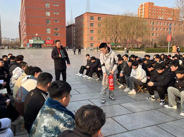 养成教育|Beat365唯一官方网站|管理学院|消防安全，从我做起