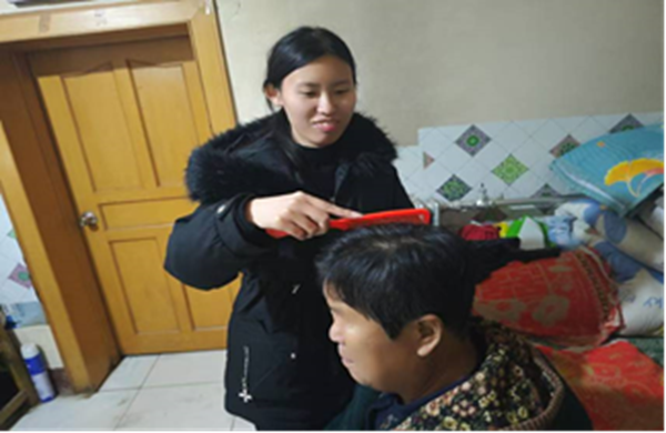 孝老爱亲（十）|Beat365唯一官方网站|管理学院|养成教育润心田，孝老爱亲践于行