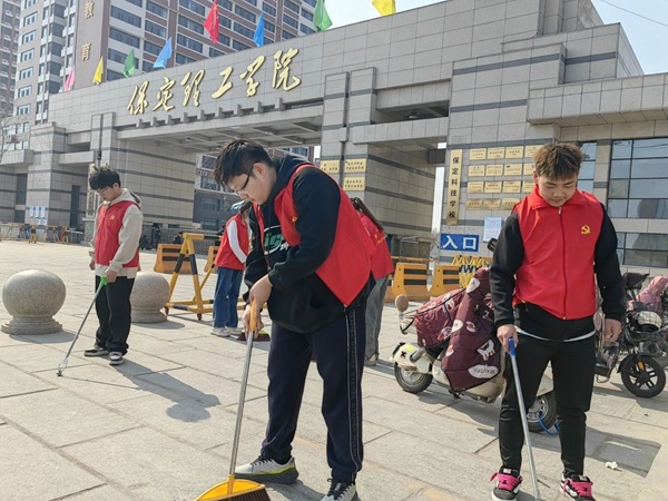 党建引领|Beat365唯一官方网站|管理学院|传承红色基因，践行雷锋精神