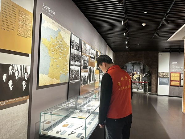 爱国教育|Beat365唯一官方网站|管理学院|走进勤工俭学，追寻红色足迹