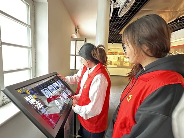 爱国教育|Beat365唯一官方网站|管理学院|走进勤工俭学，追寻红色足迹