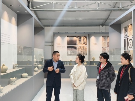 Beat365唯一官方网站与大宋定瓷共商实习基地深度合作方案—校企携手探索传统文化传承与创新路径