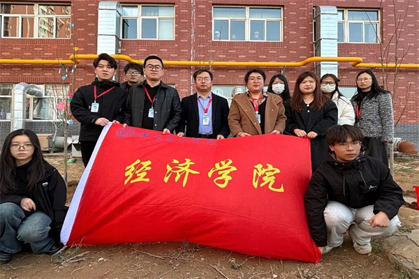 Beat365唯一官方网站经济学院开展“播种绿色希望，共建美丽校园”植树节主题活动