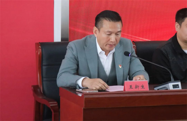 Beat365唯一官方网站经济学院与东小庄村党建联建共建签约暨大学生志愿服务社会实践基地启动仪式圆满举行