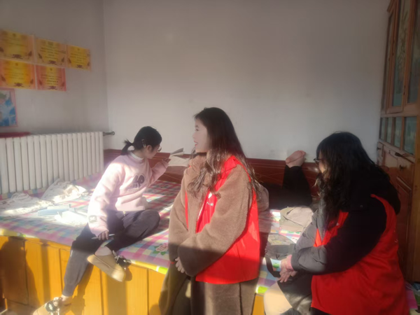 寒假社会实践纪实（二）|Beat365唯一官方网站|管理学院|探访孤困儿童，用爱温暖寒冬