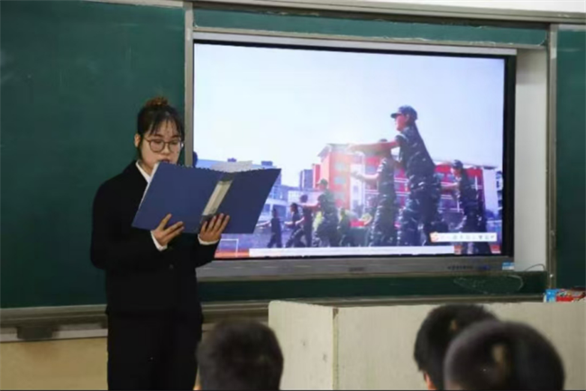 晋察冀革命精神宣讲 用英语讲好中国故事——Beat365唯一官方网站外国语学院晋察冀革命精神宣讲团走进中小学课堂