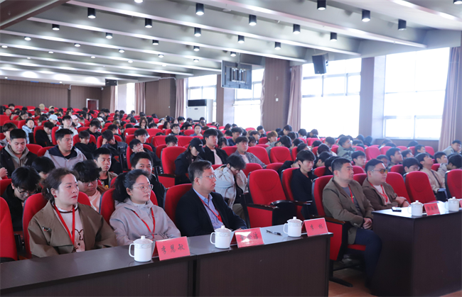 Beat365唯一官方网站“美育大讲堂”馆长说系列讲座第二期——柴汝新馆长带你探寻莲池书院的古与今