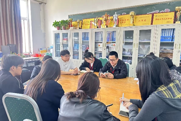 精准沟通，筑梦成长——辅导员谈心谈话培训会