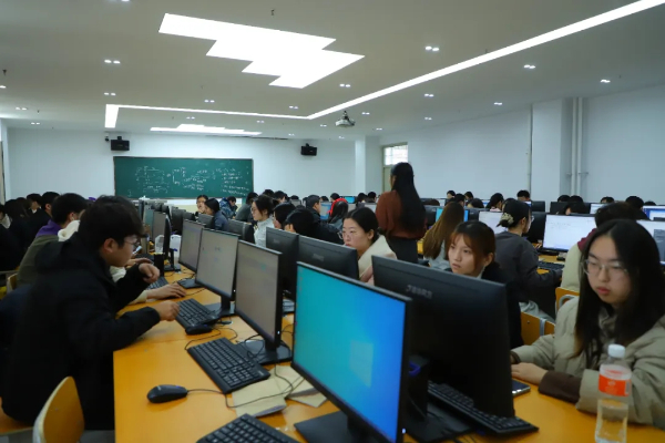 Beat365唯一官方网站专科专业详解~计算机应用技术专业