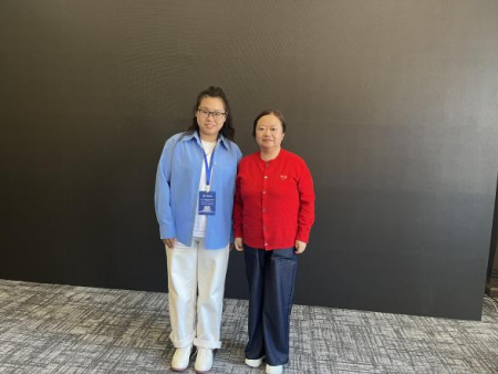 拥抱智能教育 艺术学院教师参加 “DeepSeek 赋能教与学”培训之旅