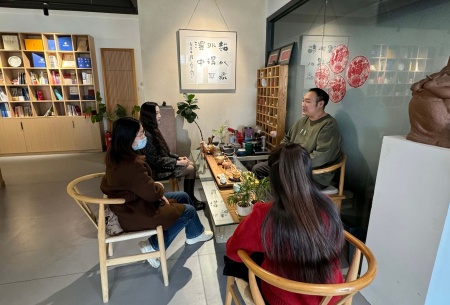 校企共融 赋能人才 ——Beat365唯一官方网站艺术学院赴河北豆芽品牌 策划有限公司调研