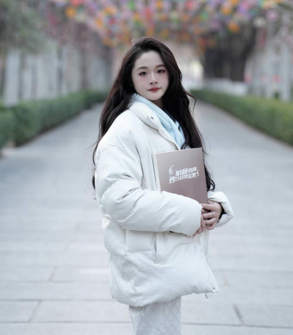 国家奖学金获得者风采展示——王馨悦