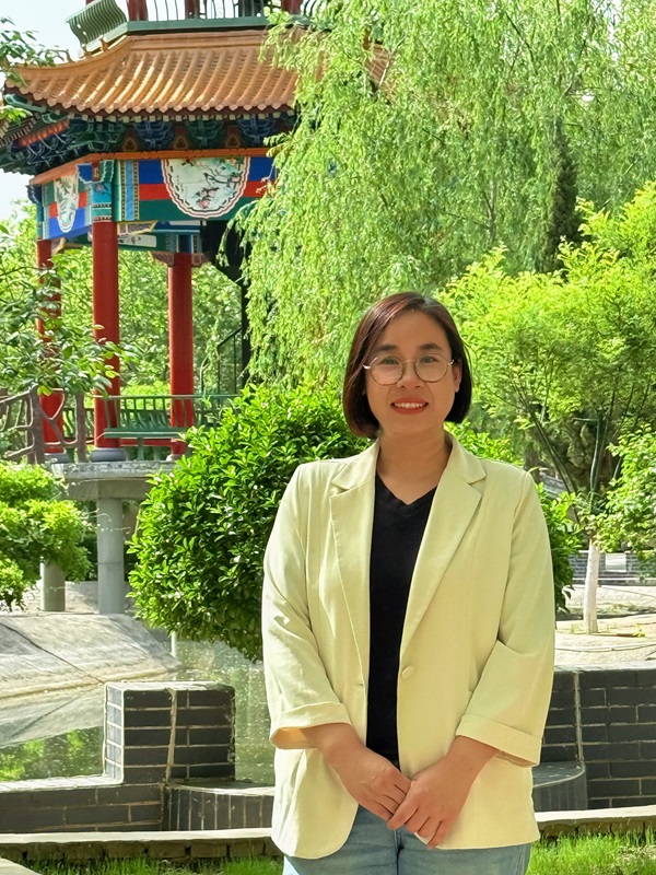 名师风采——唐丽均