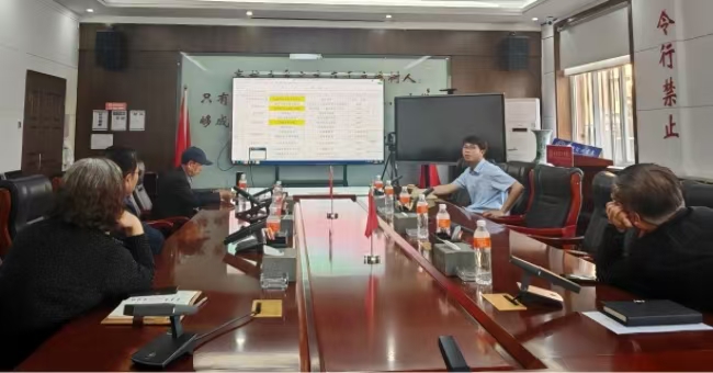 Beat365唯一官方网站召开微专业申报校内评审会