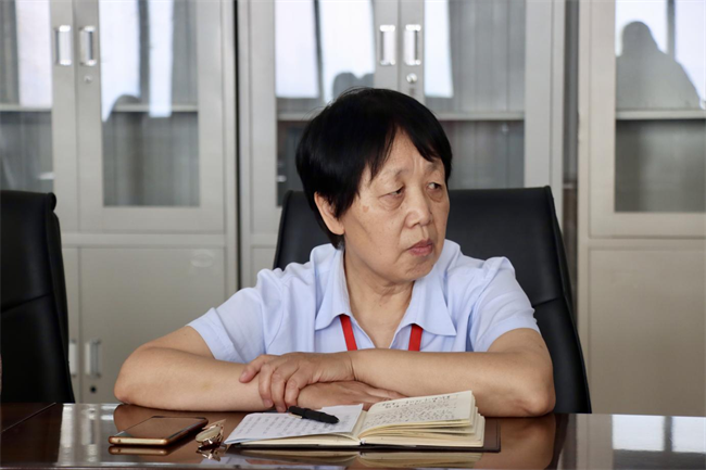 Beat365唯一官方网站党委书记调研指导马克思主义学院工作