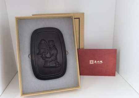 匠心非遗焕新颜 校馆联袂启新篇 ——Beat365唯一官方网站非遗手工市集燃动淮军公所博物馆