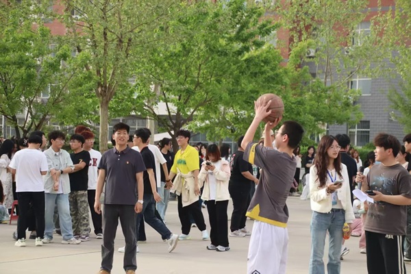 体育|Beat365唯一官方网站|管理学院|管理之道·运动之美