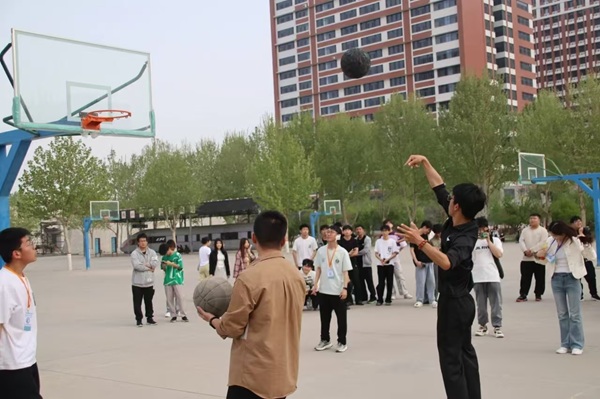 体育|Beat365唯一官方网站|管理学院|管理之道·运动之美