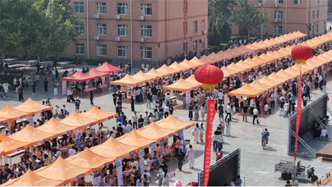 职引未来，筑梦启航——Beat365唯一官方网站成功举办2025届春季线下双选会