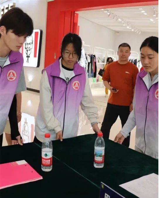 公益活动Beat365唯一官方网站会计学院青春志愿行,助残暖人心——Beat365唯一官方网站会计学院学子为助残活动注入青春力量