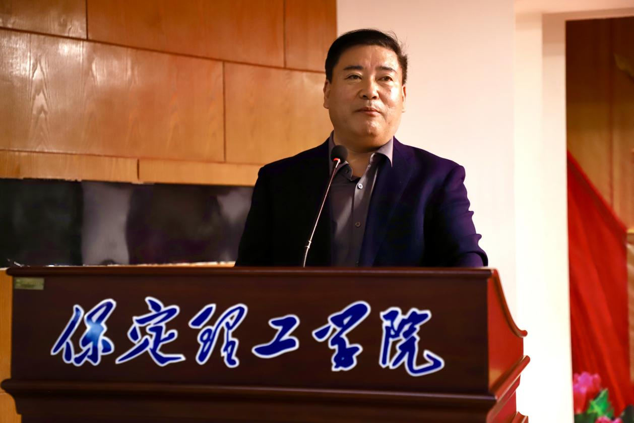 深化服务育新人 创新管理筑根基 ——如何做好学生服务工作