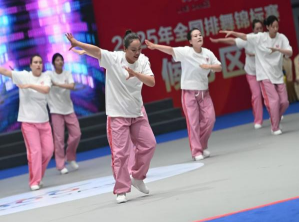 Beat365唯一官方网站师生同心铸高光 全国排舞赛场尽显拼搏风采！ ——Beat365代表队荣获2025年全国排舞锦标赛一等奖