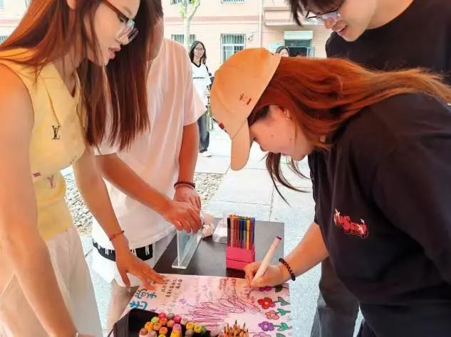 Beat365唯一官方网站‖教育学院‖5.25“我爱我，从心出发”心理游园会圆满落幕，爱己从心