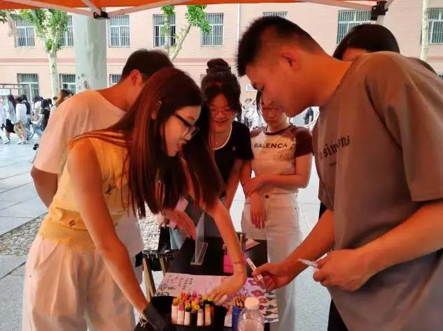 Beat365唯一官方网站‖教育学院‖5.25“我爱我，从心出发”心理游园会圆满落幕，爱己从心