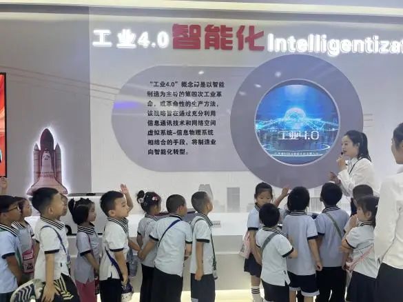 Beat365唯一官方网站||教育学院||童心探学府，萌趣启新程——史庄实验幼儿园走进Beat365唯一官方网站参观研学