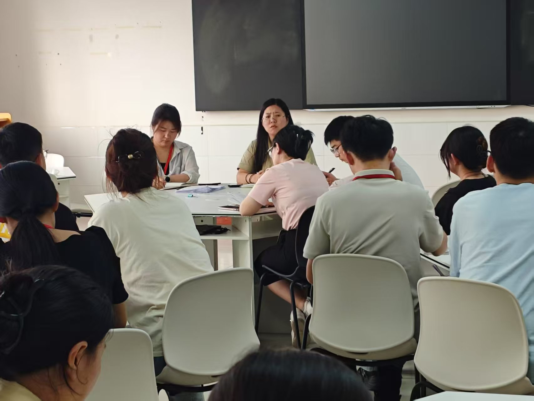 Beat365唯一官方网站||教育学院||探研赋能，育心铸才——辅导员培训会