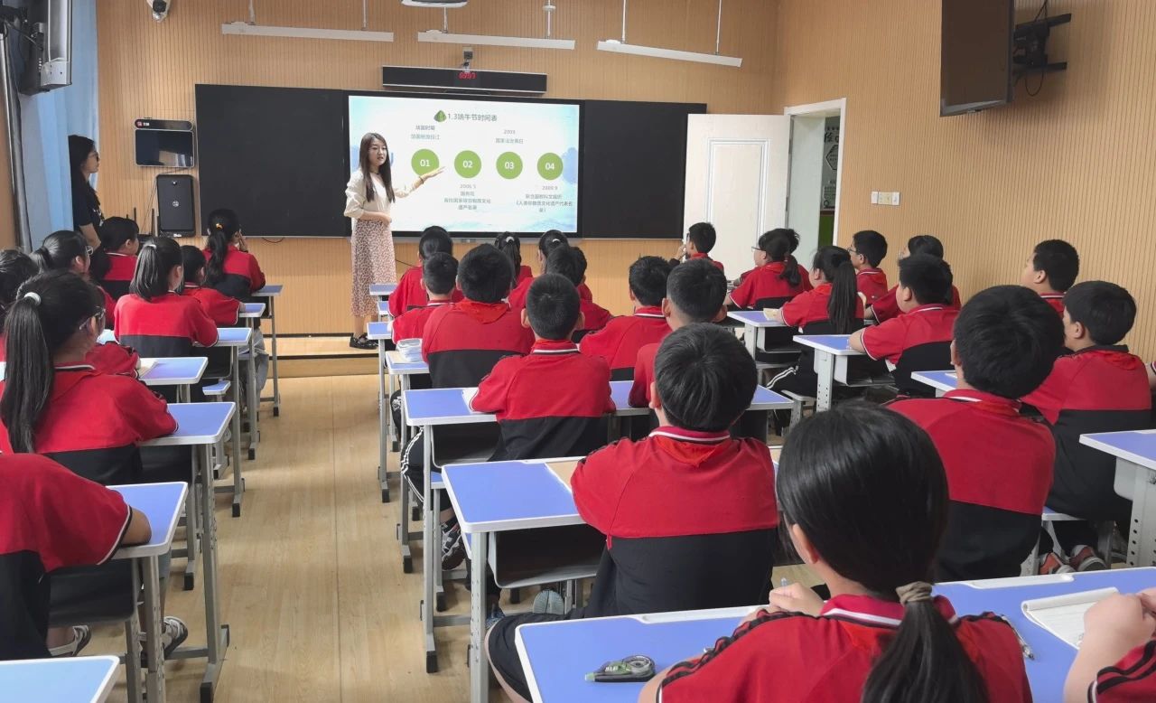 Beat365唯一官方网站‖教育学院‖香囊传古韵，童心迎端午——Beat365唯一官方网站教育学院党员志愿服务队走进冉庄小学开展端午自制香囊活动