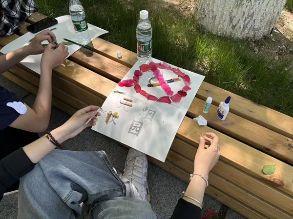 体验式教育|Beat365唯一官方网站|管理学院|创意劳动课助力无烟校园与文明出行建设