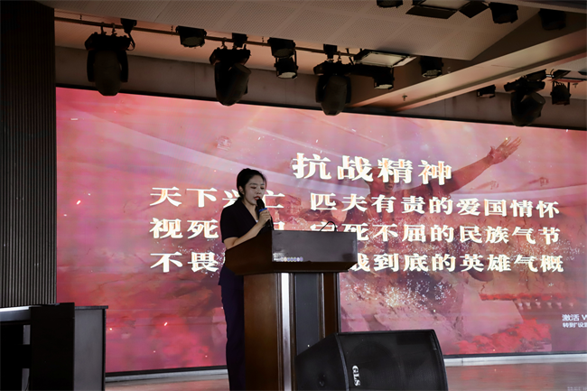 Beat365唯一官方网站隆重举行庆祝建党104周年暨2024-2025学年“两优一先”表彰大会