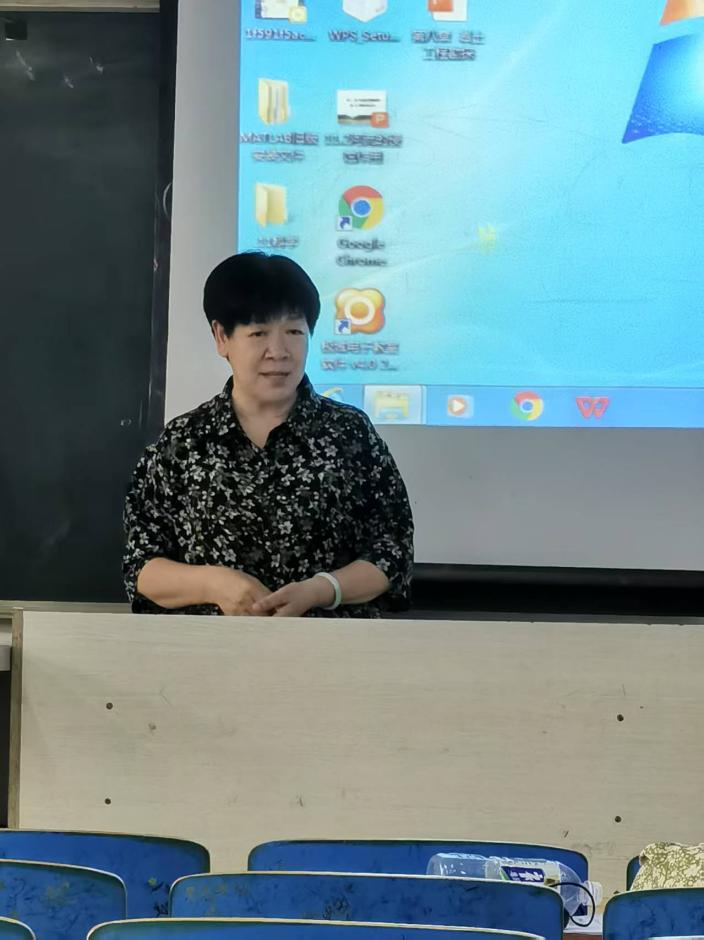 砥砺奋进展风采，凝“新”聚力向未来——学院成功举办新教师试讲活动